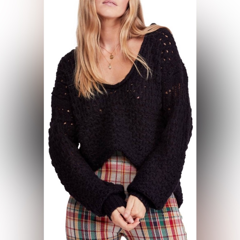 Free People Crashing Waves Pullover In Black Size L NWT